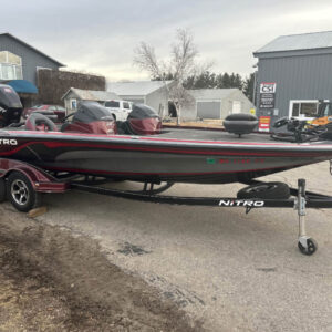 2015 Nitro mint Z9 boat