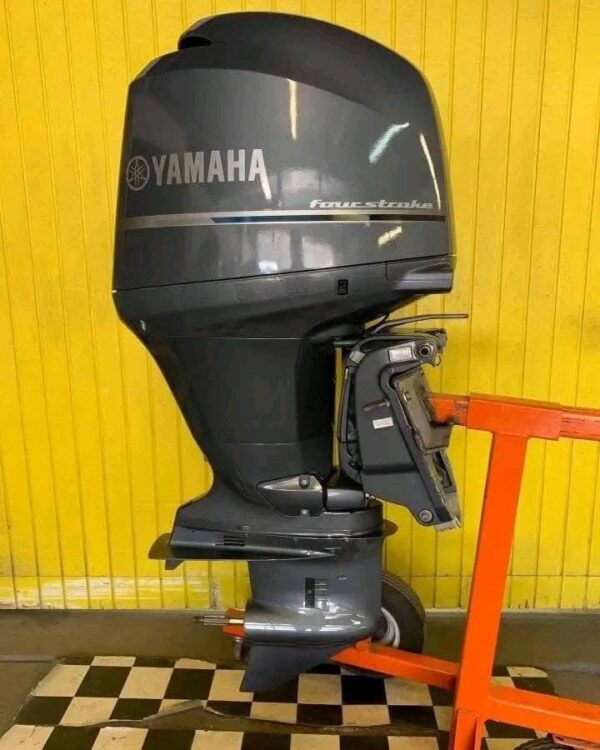 2013 Yamaha F150 outboard motor