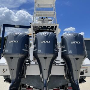 Used Yamaha 300hp outboard motor
